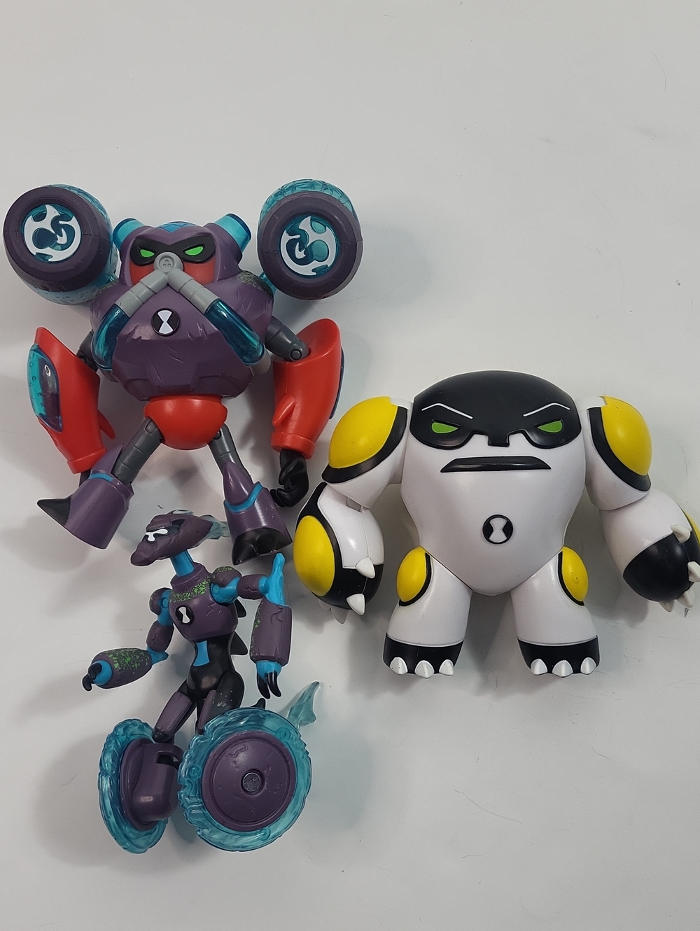 Ben 10 Action Figure Set - Bundle of 3 Toys
